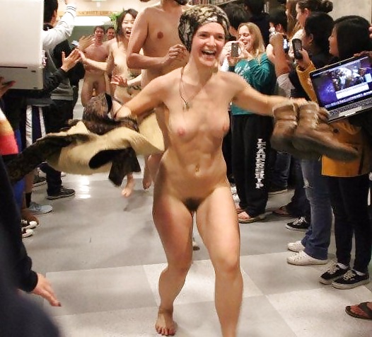 Naked College Runs 2002 2014 Part 1 Pict Gal 96908298