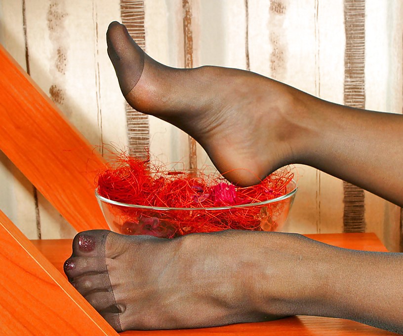 Czechsexyeet marcela worshipped feet nylon fan photo