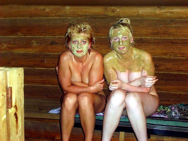 Русские жены в бане