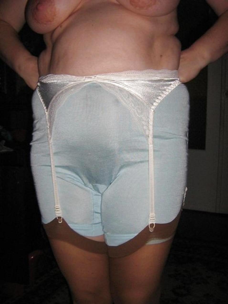 панталоны на женщинах в эротике фото 36