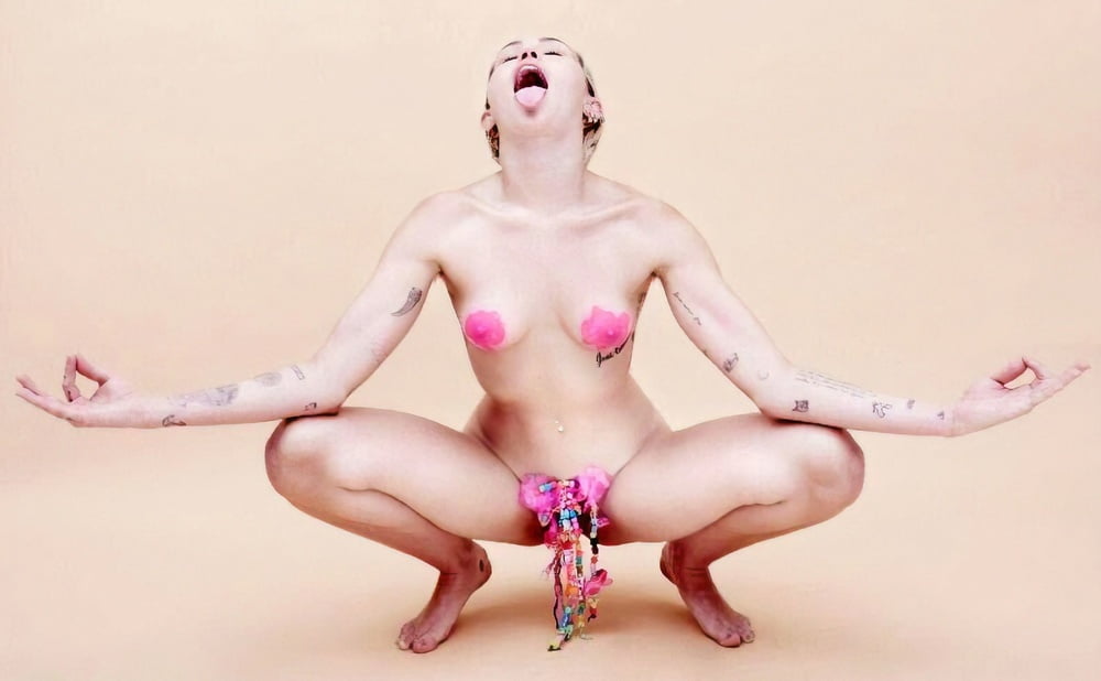 Miley cyrus naked nude sex pics