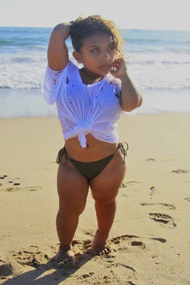 Black midget woman