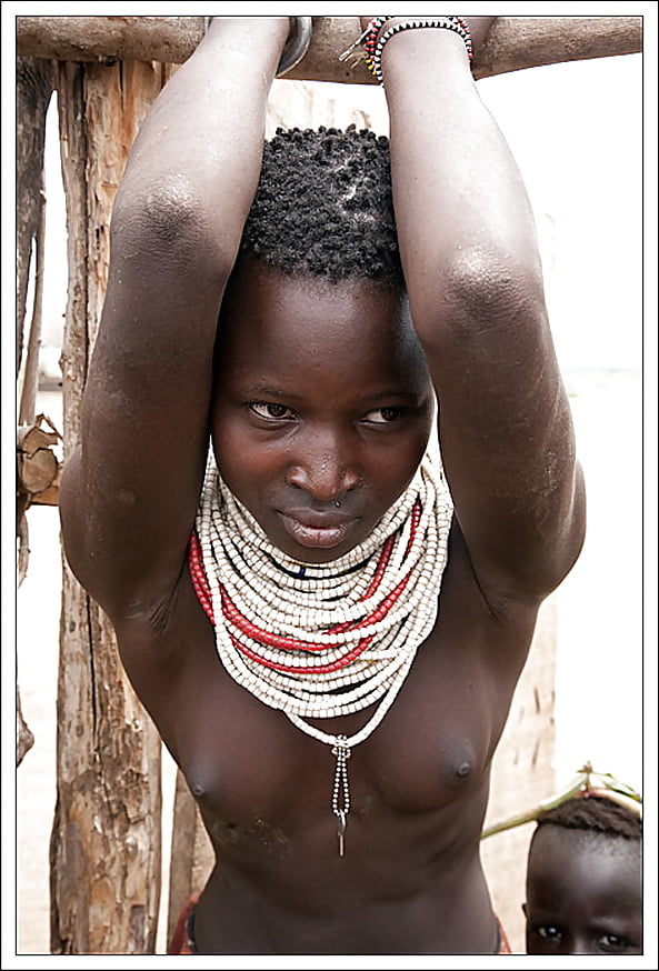 Африканские голые девушки фото