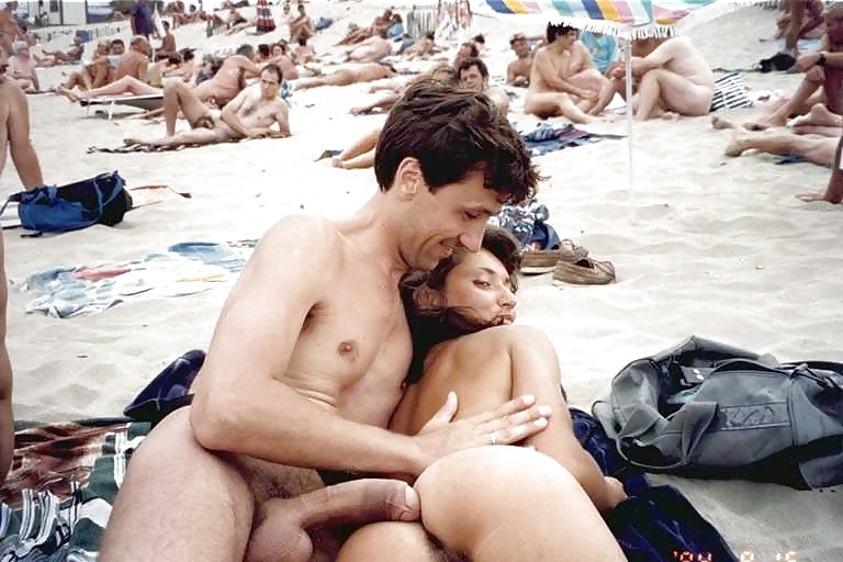 Любительское порно на пляже 80 фото - секс фото 