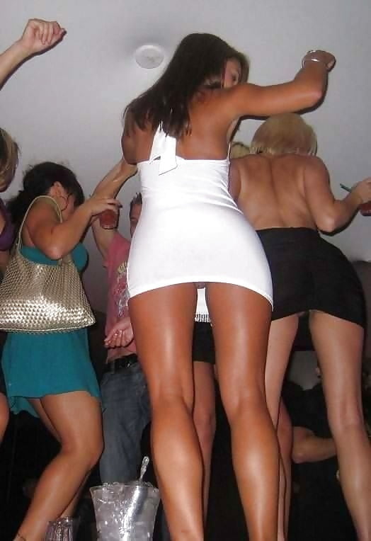 Tugging piercing hairy preggo