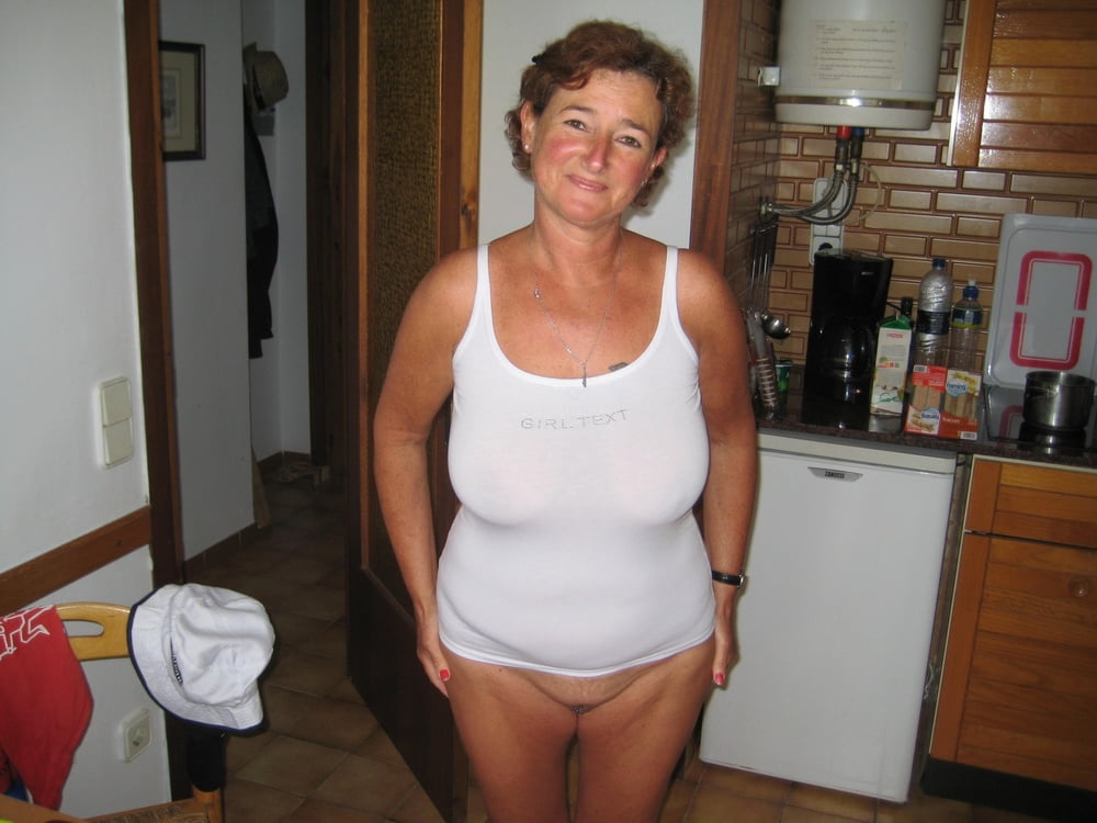 Big Tits Big Ass Amateur Mature MILF - Wife - GILF - Granny pict gal