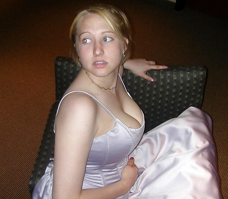 Cleavage..... Big Boobs NN pict gal