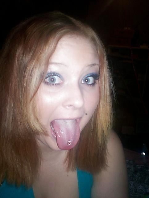 Teens open Mouth and tongues out pict gal