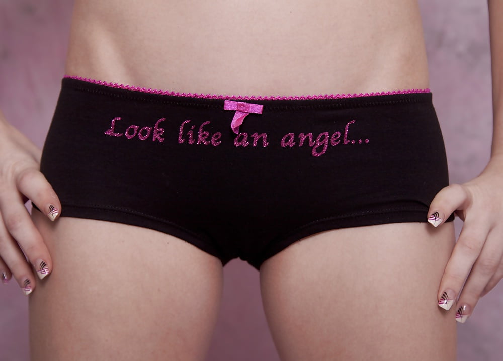 Let's take a look pict gal