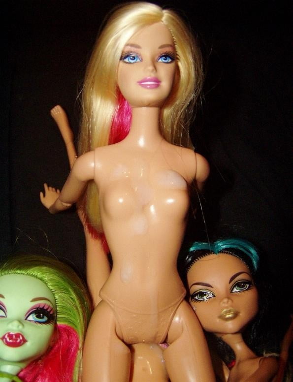 Barbie mit Sperma - 40 Photos 