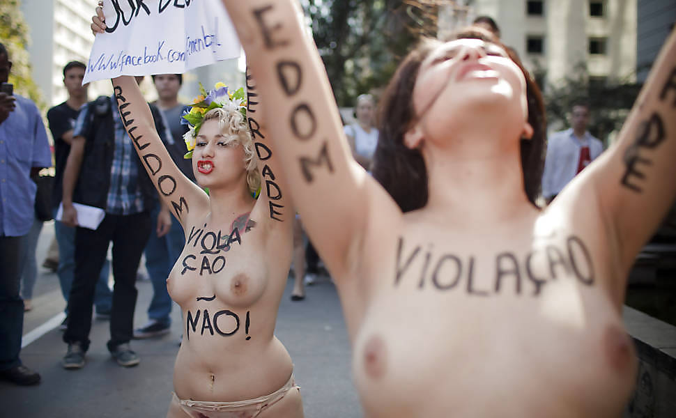 RIOTS IN BRAZIL - Naked Girls pict gal