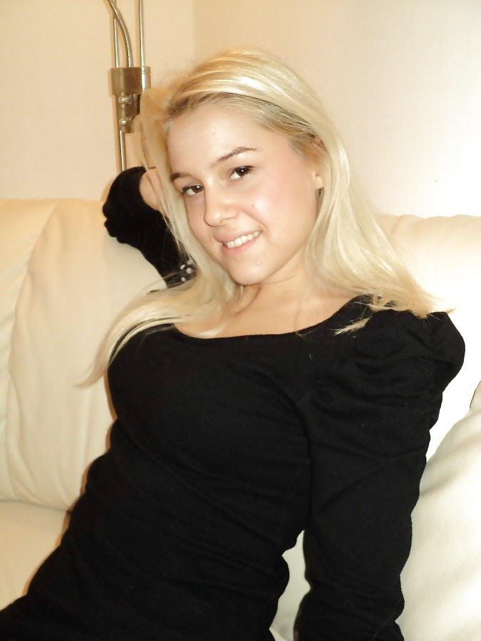 Hot Blonde - Alina pict gal