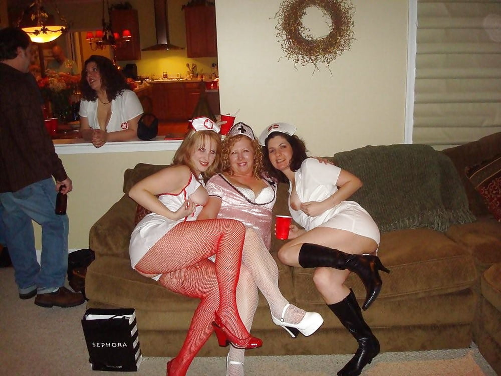 brunette milf pict gal