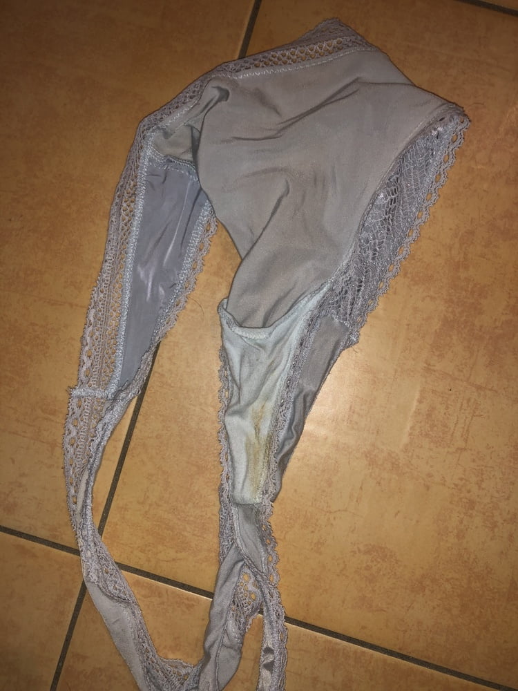 My Gf used and Dirty thong- 15 Photos 