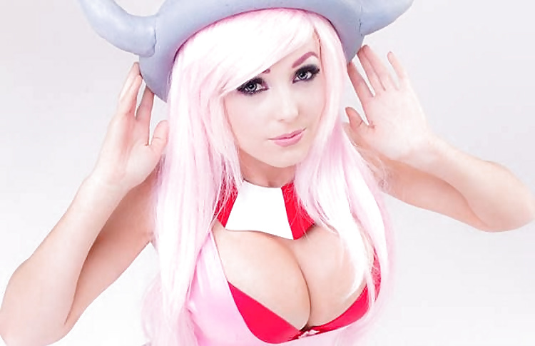 HOT COSPLAY GIRLS pict gal