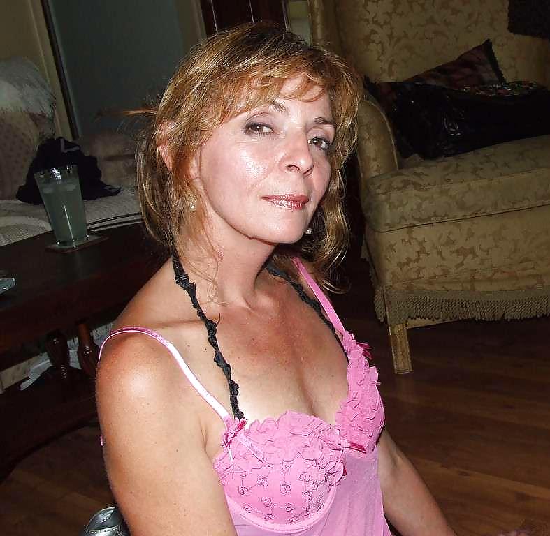 Hot Housewifes pict gal