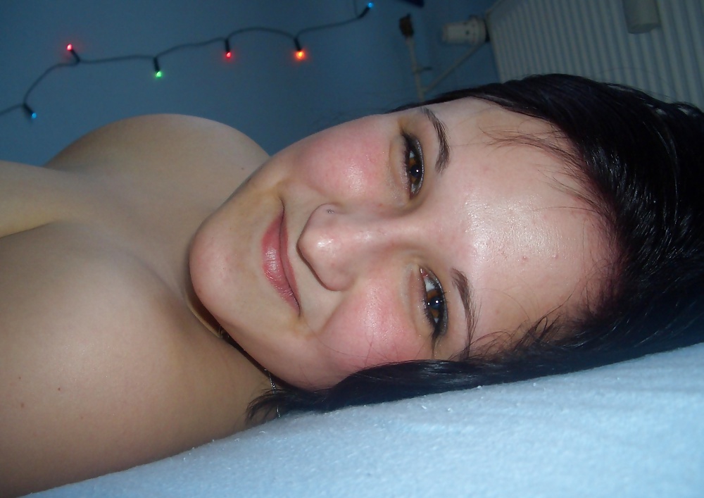 Beautiful chubby amateur girl pict gal