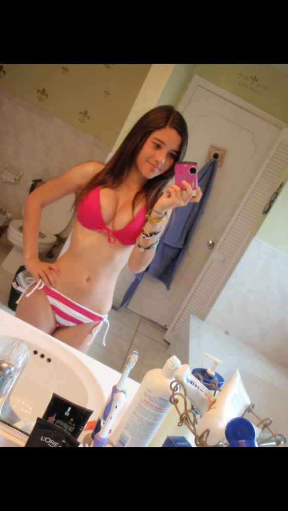 MEGA girls photo #345905208