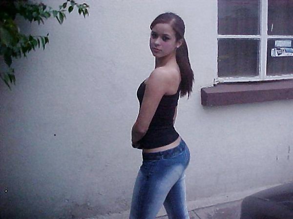 Horny girls in jeans LXIII pict gal