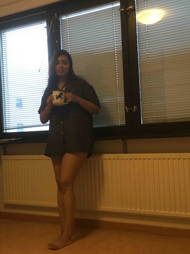 Pakistani Cute Teen - Strips & Groped - leaked photo #324283558