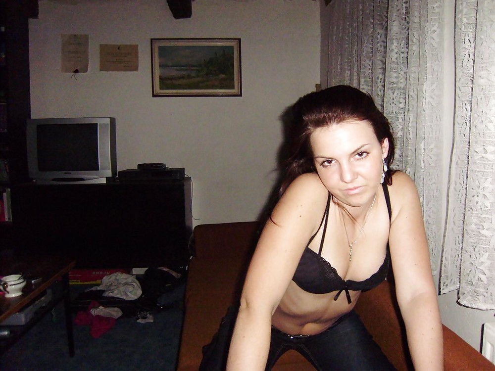 SILVIA - CUTE CZECH GIRL IV pict gal