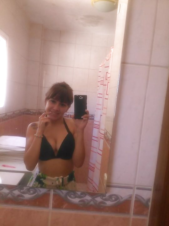 Alba Riesco Garcia pict gal