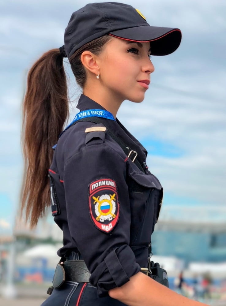Police Girl Porno