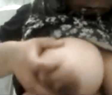 webcam on arab hijab grl! she is paki niqab with jilbab pict gal