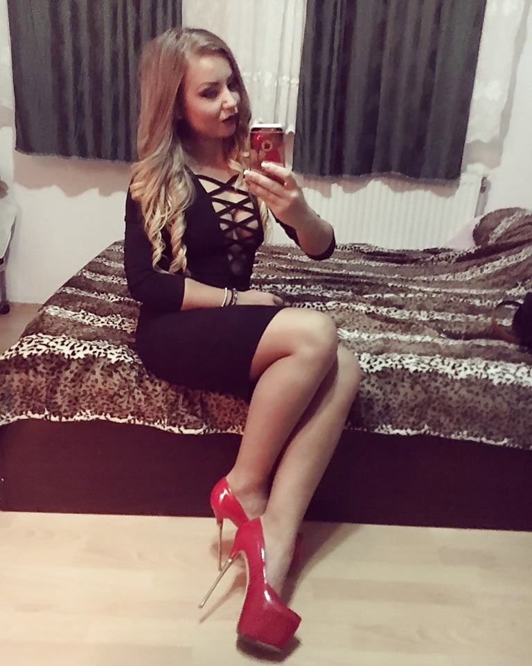 Romanian Teen Slut Mia Sofia pict gal