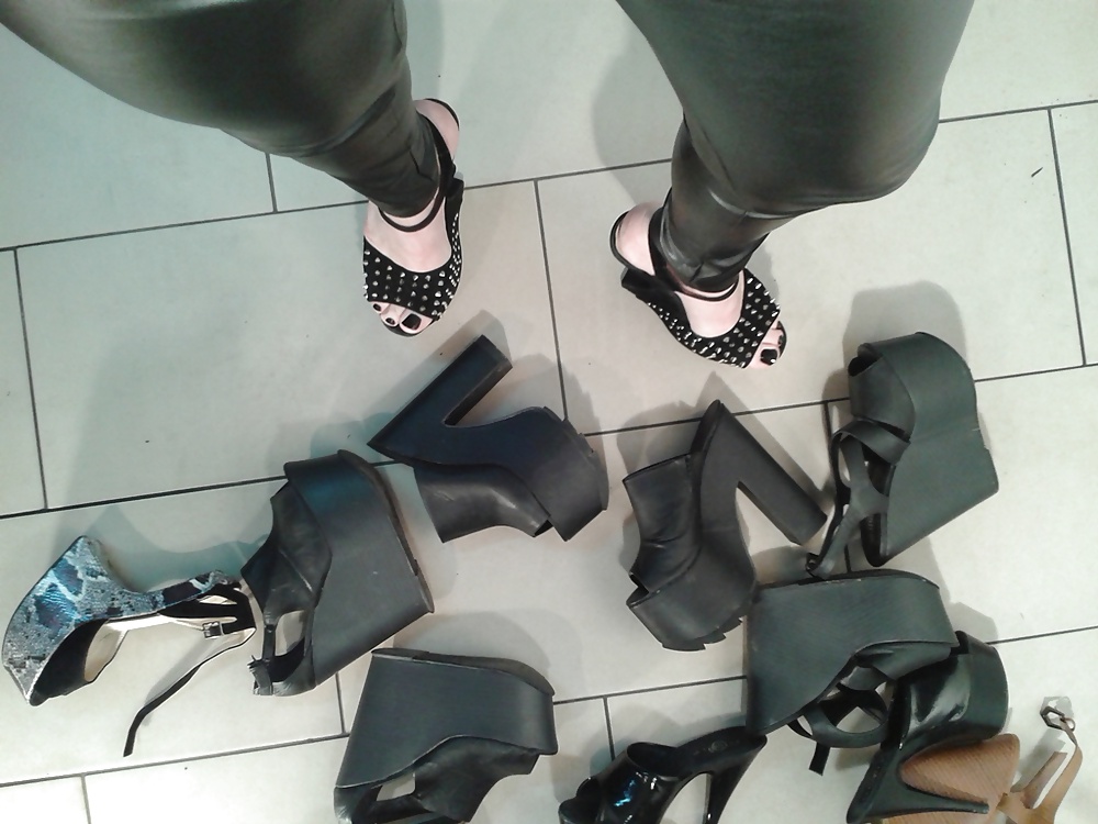 I love platforms pict gal