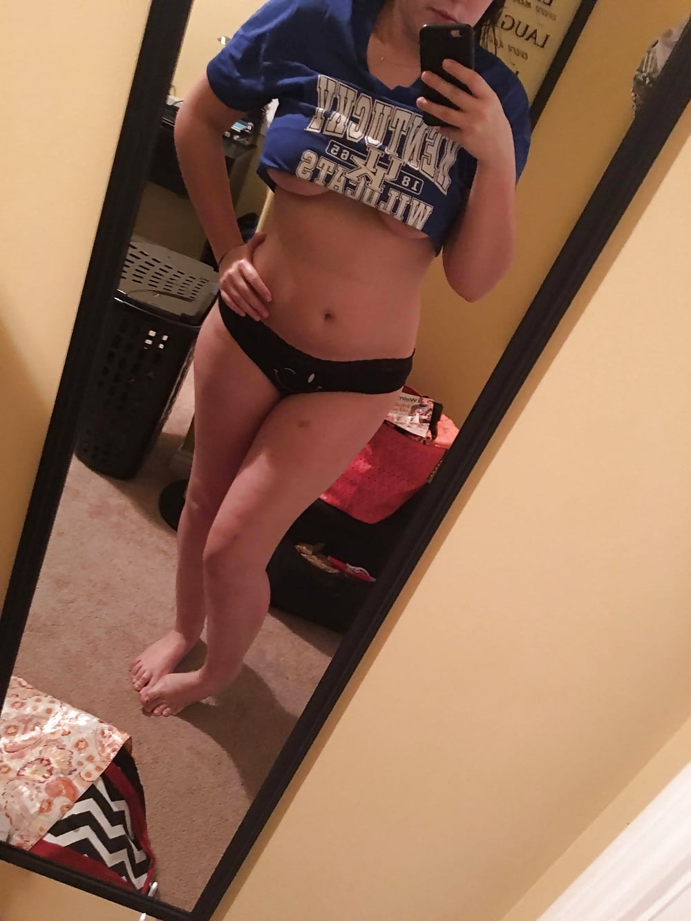 hot college slut Kate exposed pict gal