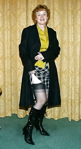 slutwife chrissy 2 pict gal