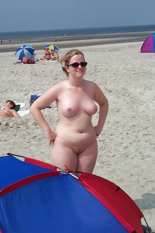 If you love summer, beach, women pict gal