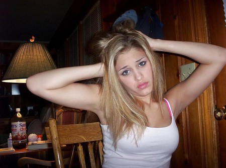 LORIE 18YO