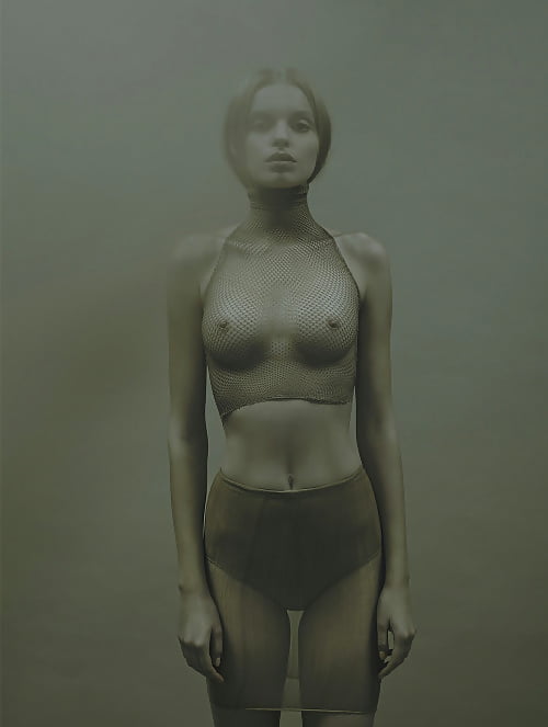 hourglass waists 79 pict gal