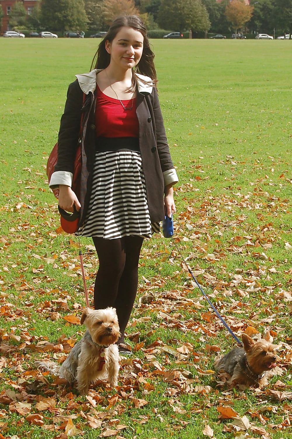 Cute Brit GF in Pantyhose pict gal