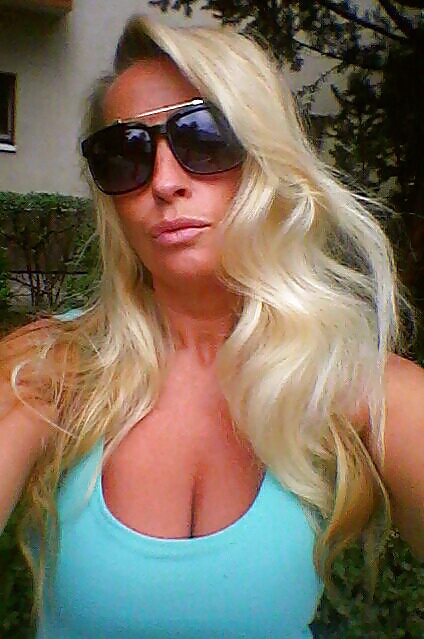 Polish Milf Agnieszka pict gal