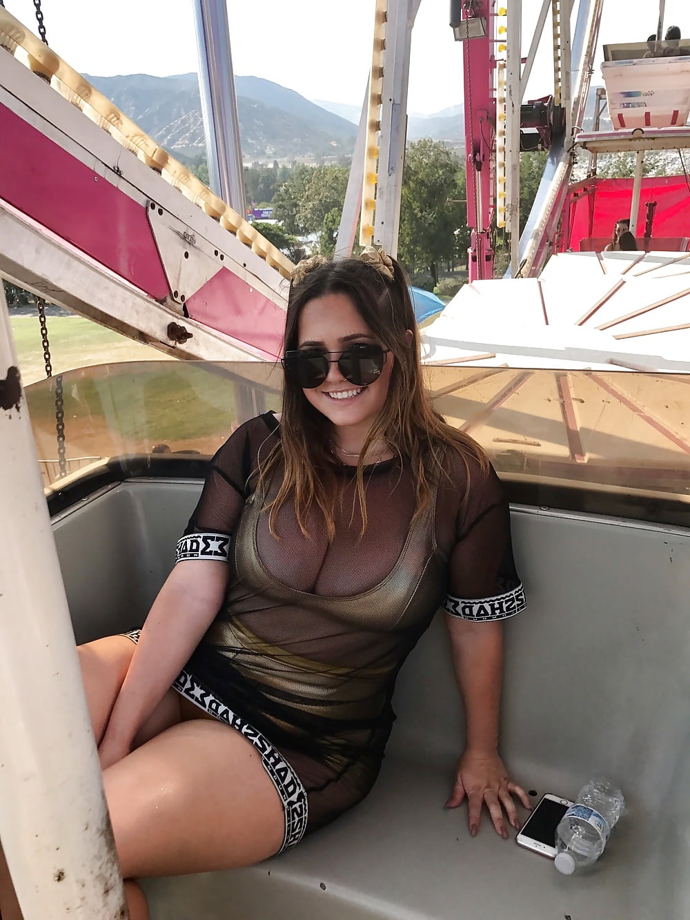 Hottie from Twitter 2 pict gal