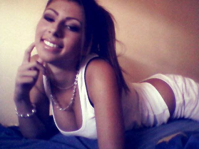 Bulgarian: Adriana pict gal