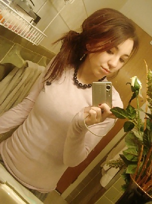 Hit me up on gohookupbook.com pict gal