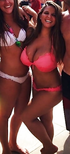 Curvy, Thick and Big Girls in Bikinis - Set 21 pict gal