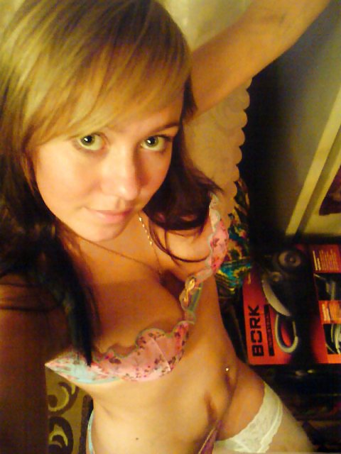 Beutiful amateur teen girl pict gal