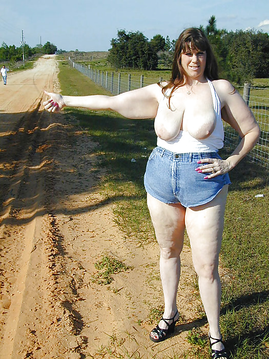 Robyn part 2. tall lanky BBW MILF pict gal