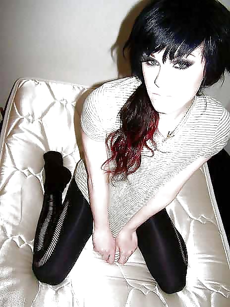 SOME SEXY PICS GATHERED FROM HERE pict gal