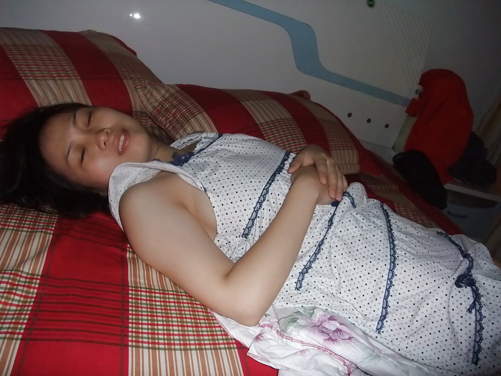 Asian Slut Nuying pict gal