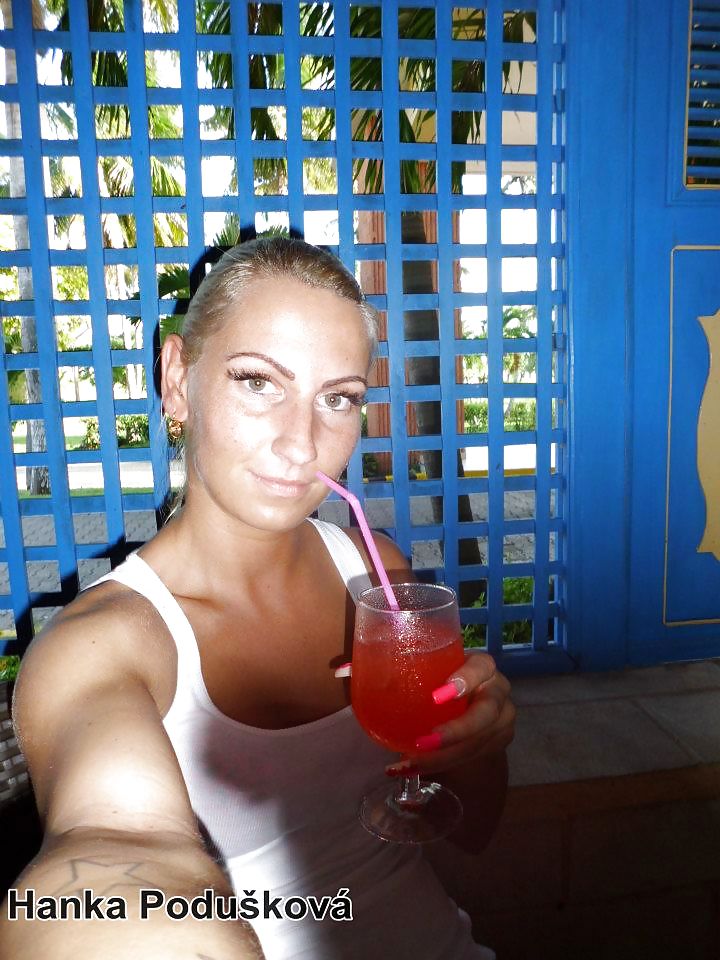 Hanka Poduskova 02 pict gal