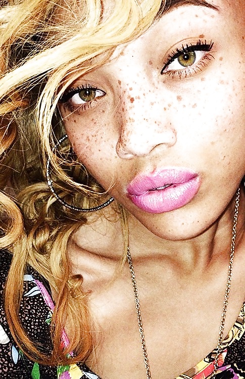 MANY FACES VOL.20 pict gal