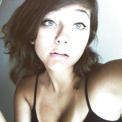 Ali Rebecca Feuti pict gal