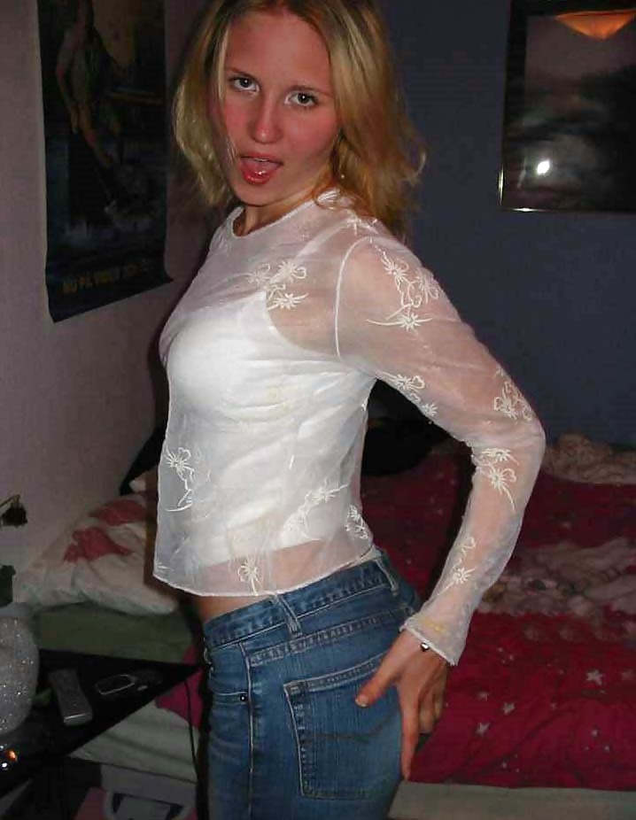 Mia's blowjob pict gal