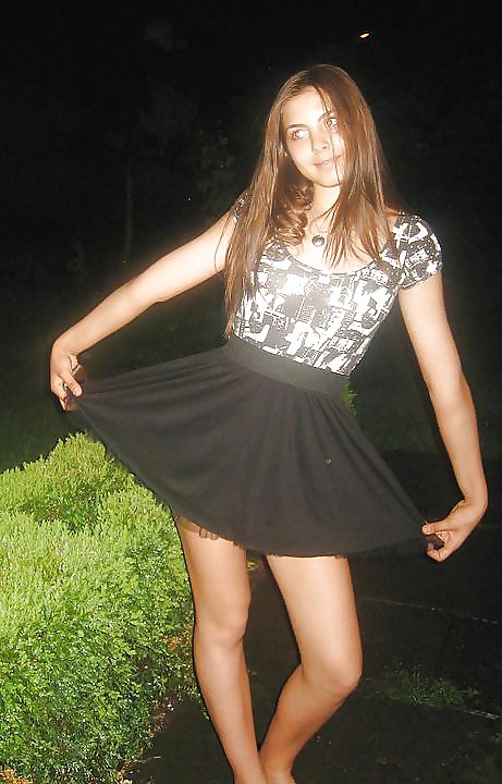 Beautiful Serbian Girl pict gal